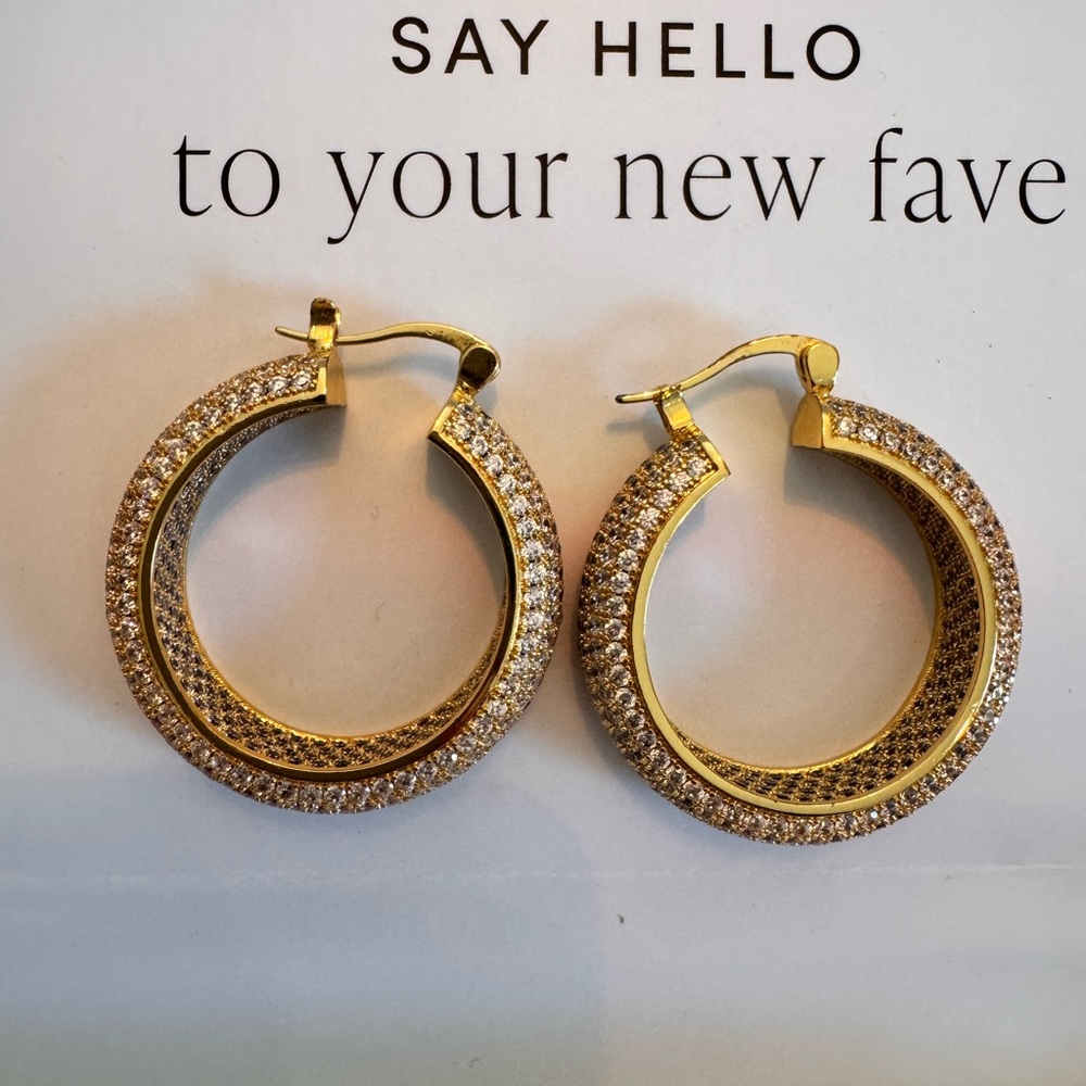Never worn Draper James earrings